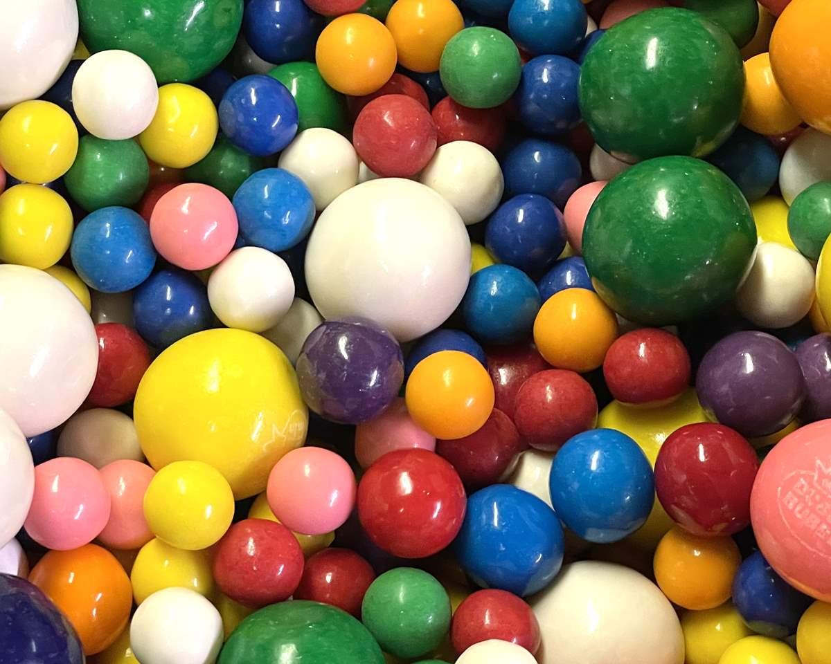 Assorted Deluxe Gumball Mix - CandyFavorites