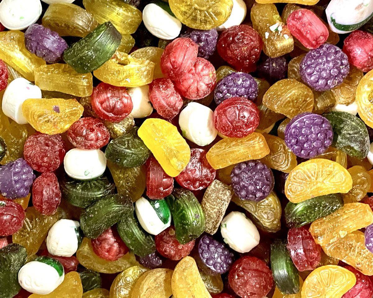 Dark Chocolate Filled "Old Fashioned" Christmas Candy Mix - CandyFavorites