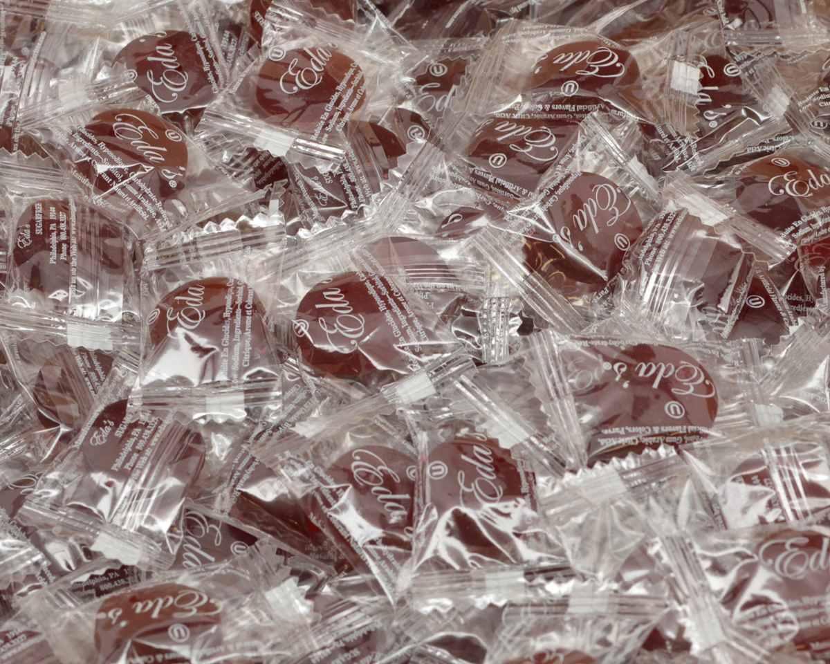 Eda's Sugar Free Cherry Wrapped Bulk Candy - CandyFavorites