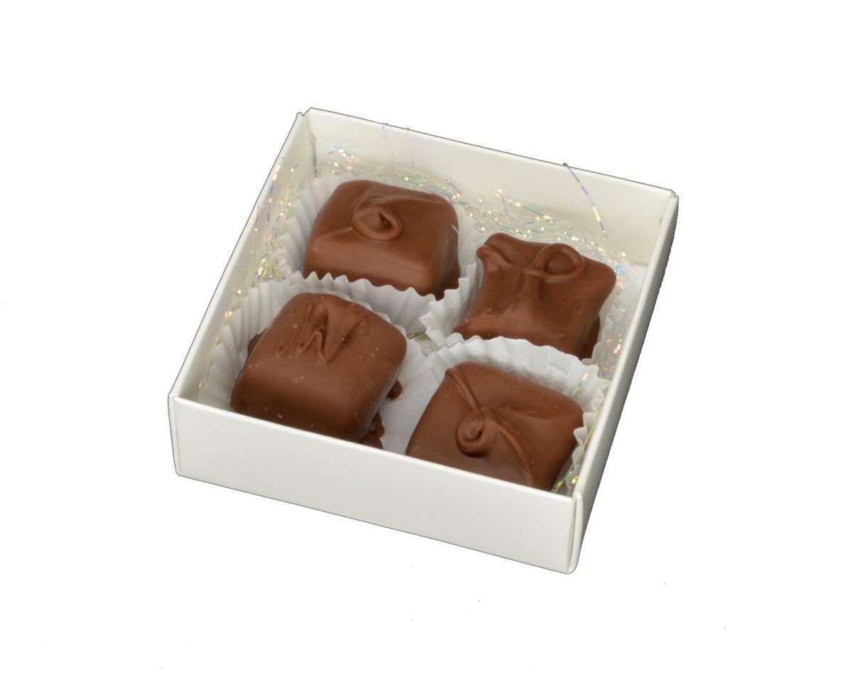Milk Chocolate 4 Piece Gift Box - CandyFavorites