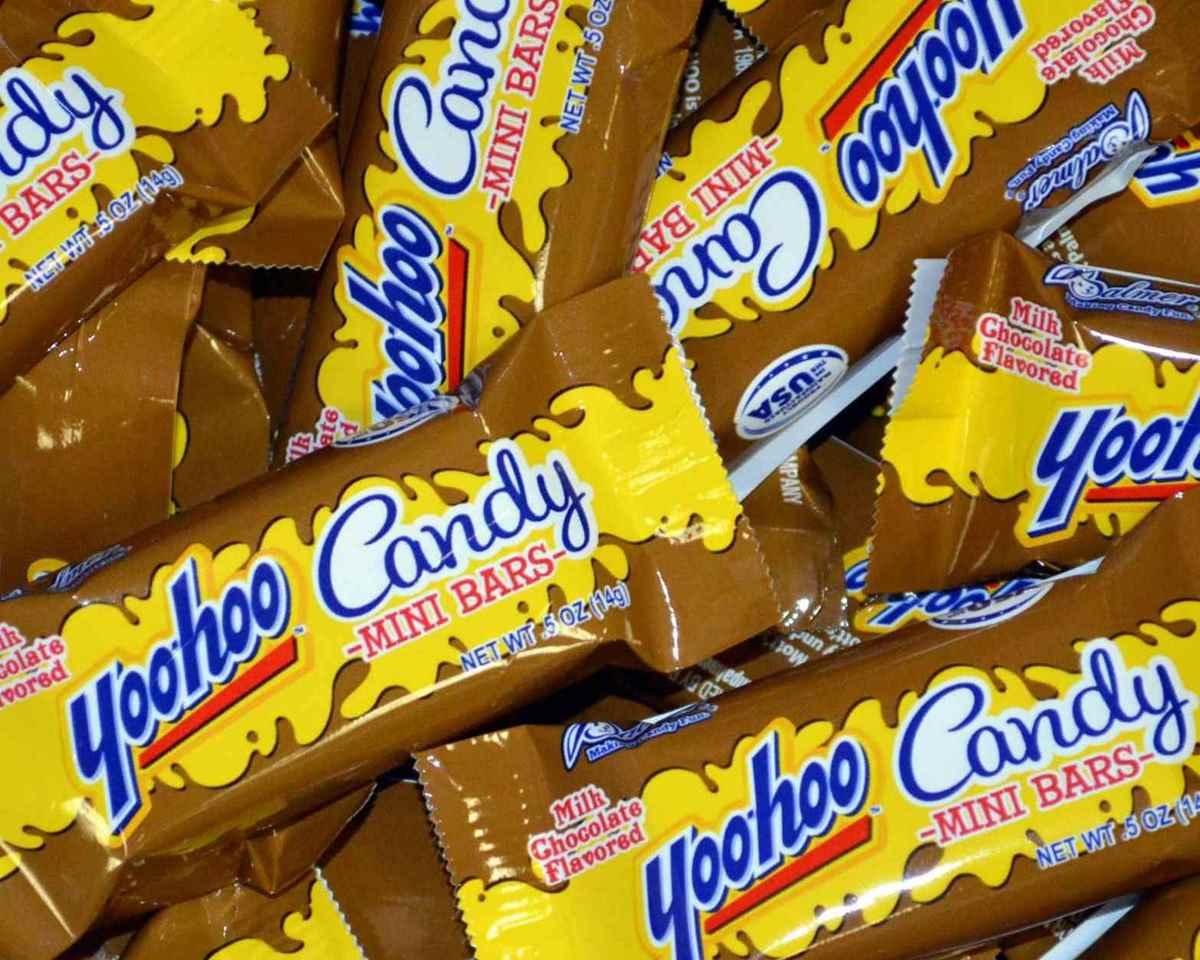 Palmer Yoo Hoo Mini Candy Bars - CandyFavorites