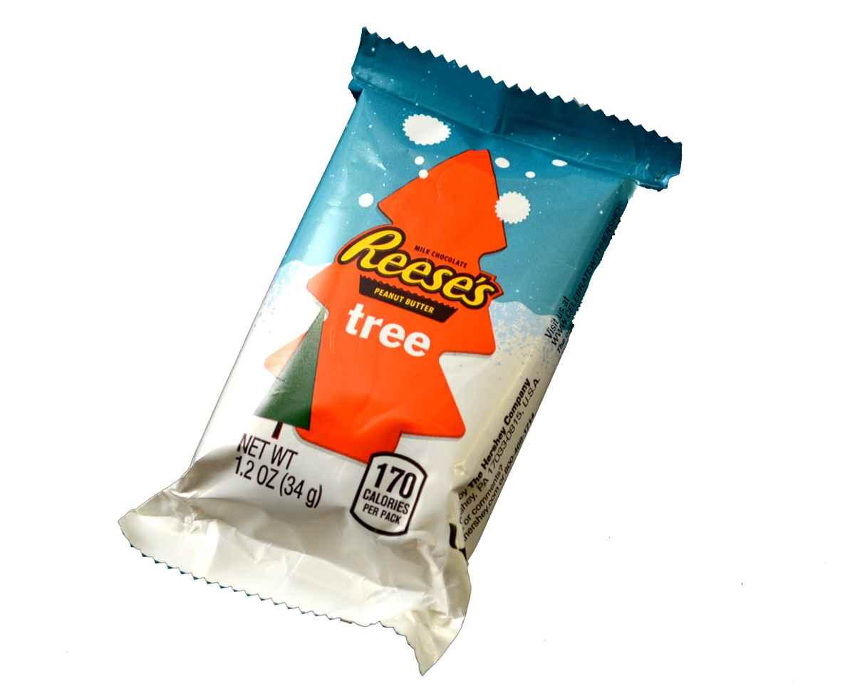 Reese's Peanut Butter Christmas Trees - CandyFavorites
