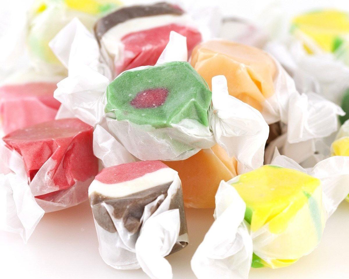 Saltwater Taffy "Select Label" Bags - CandyFavorites