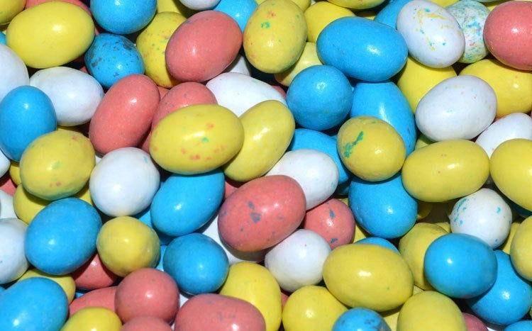 Whoppers Robin Eggs - CandyFavorites