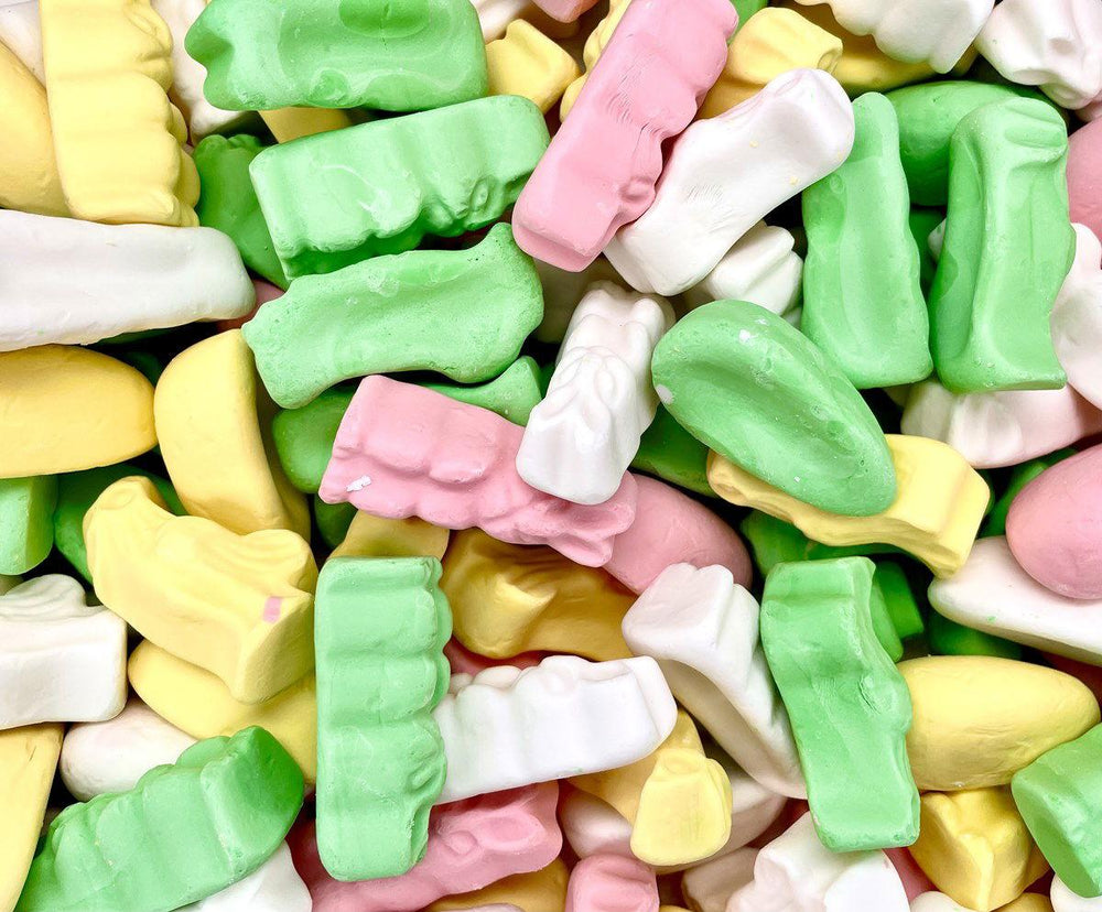 
                      
                        Easter Marshmallow Treats - CandyFavorites
                      
                    