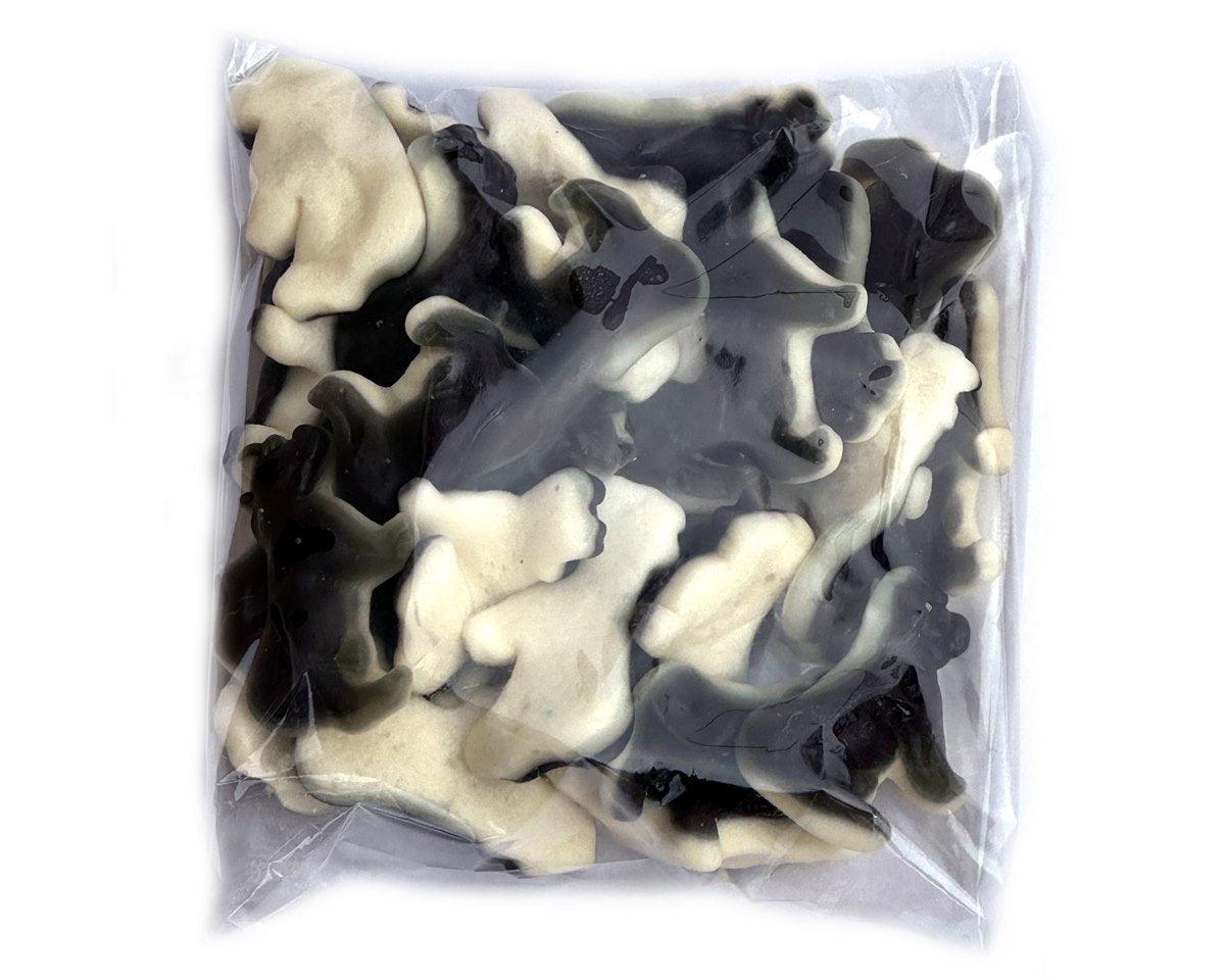 Hand Packed Gummi Cows Flat Bag - CandyFavorites